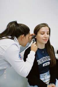 An audiologist