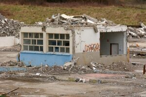 Demolition supervisor article illustration