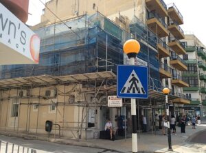 Dismantling supervisor article illustration