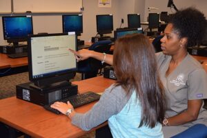 An occupational therapy assistant