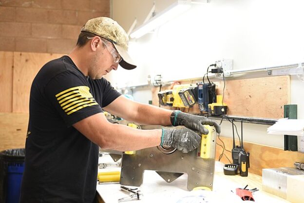 MECHANICAL ENGINEERING TECHNICIAN TRAINING visual data 8